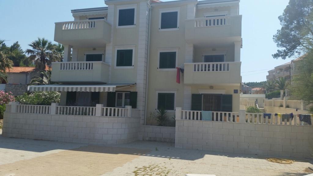 Apartment Brac Sutivan Oda fotoğraf